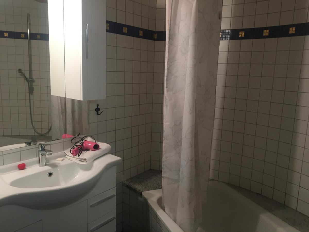 Saint-Blaise Charmante Maison Villageoise 5 Personnes Happyday Neuchatel מראה חיצוני תמונה